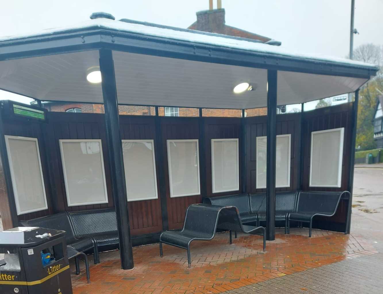 Community Shelters Project - Tring Church Square Stop B - Intalink